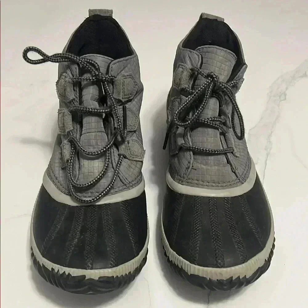 Sorel Gray and Black Waterproof Boots